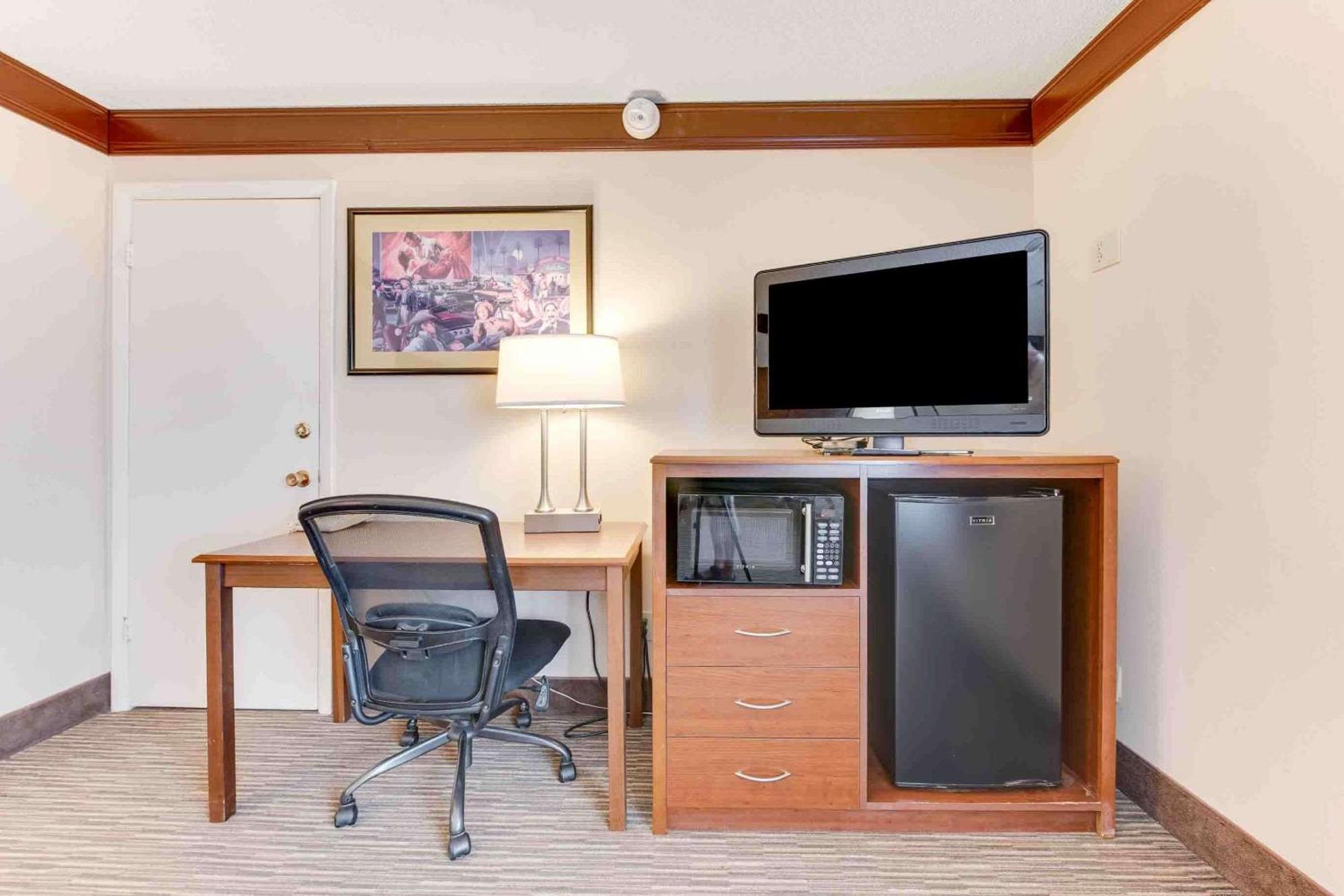 Best Western Movie Manor Monte Vista Exterior photo
